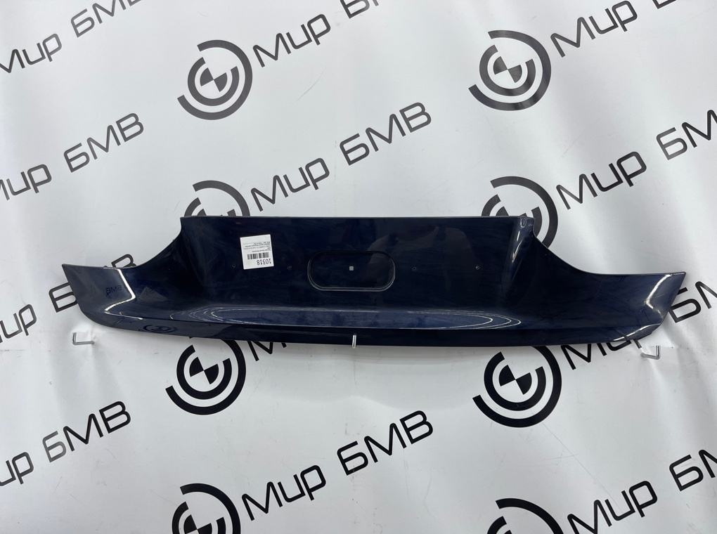 Накладка крышки багажника BMW 7 - series G12 LCI