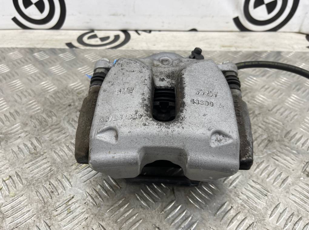 Суппорт тормозной BMW X3 xDrive20d 2021 G01 B47D20B Перед. Прав.