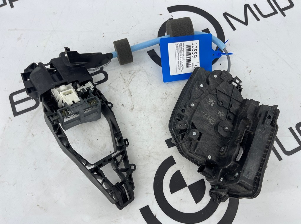 Замок двери BMW X3 xDrive20d 2021 G01 B47D20B Перед. Прав.