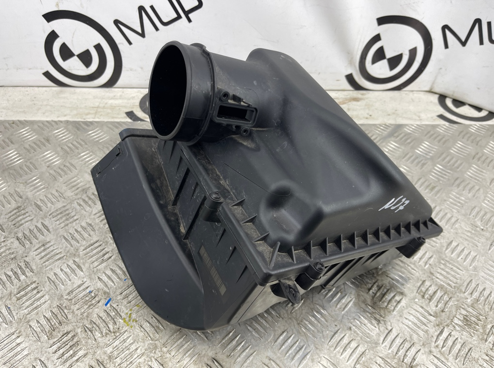 Корпус воздушного фильтра BMW X3 xDrive20d 2021 G01 B47D20B
