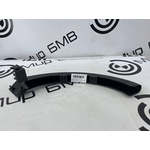 Накладка петли багажника BMW M3 Competition M xDrive 2022 G80 S58B30A Прав.