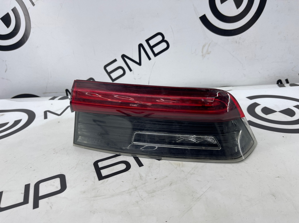Фонарь задний BMW M3 Competition M xDrive 2022 G80 S58B30A Прав.