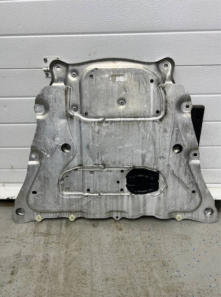 Защита двигателя BMW X6 xDrive30d 2022 G06 B57D30B