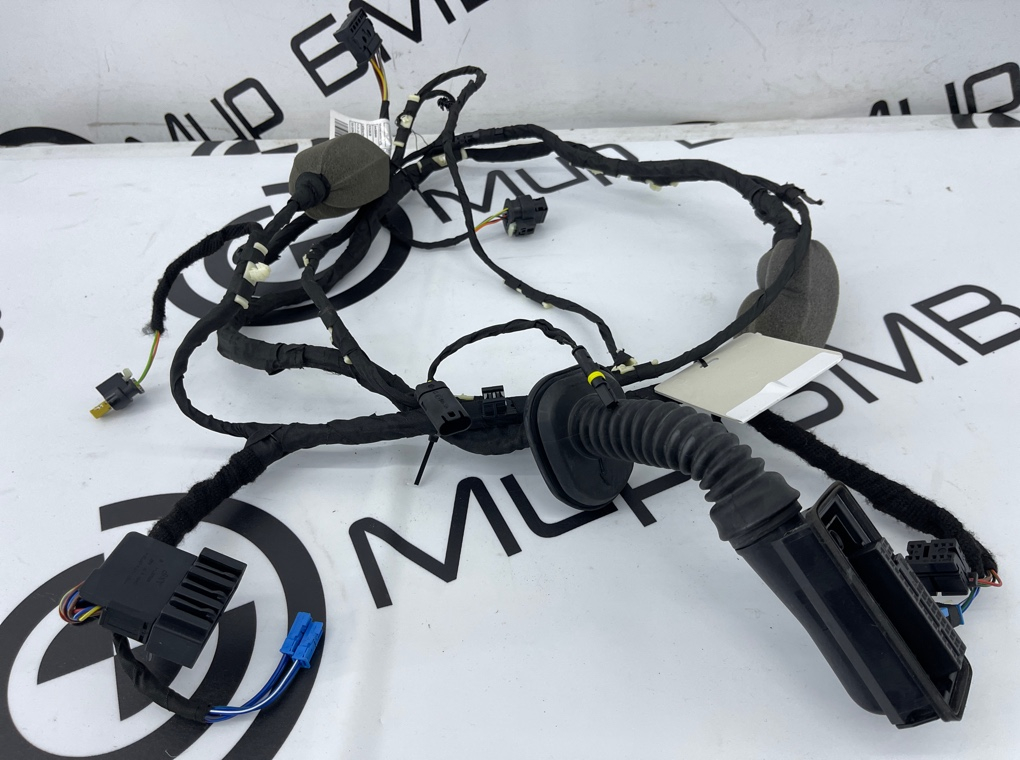 Проводка двери BMW X6 xDrive30d 2022 G06 B57D30B Перед. Лев.