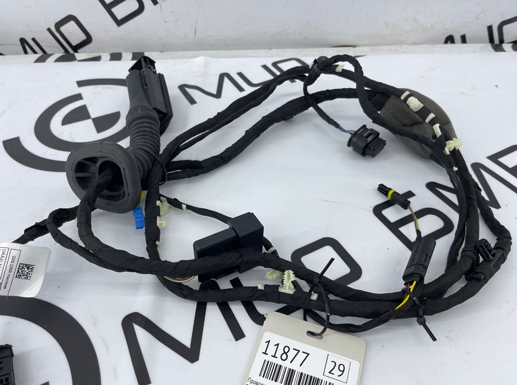 Проводка двери BMW X5 xDrive45e xLine 2022 G05 B58B30C Задн.