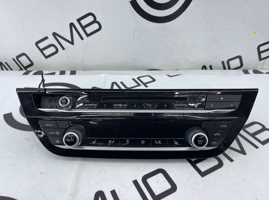 Панель управления климат-контролем BMW X3 xDrive20d 2019 G01 B47D20B