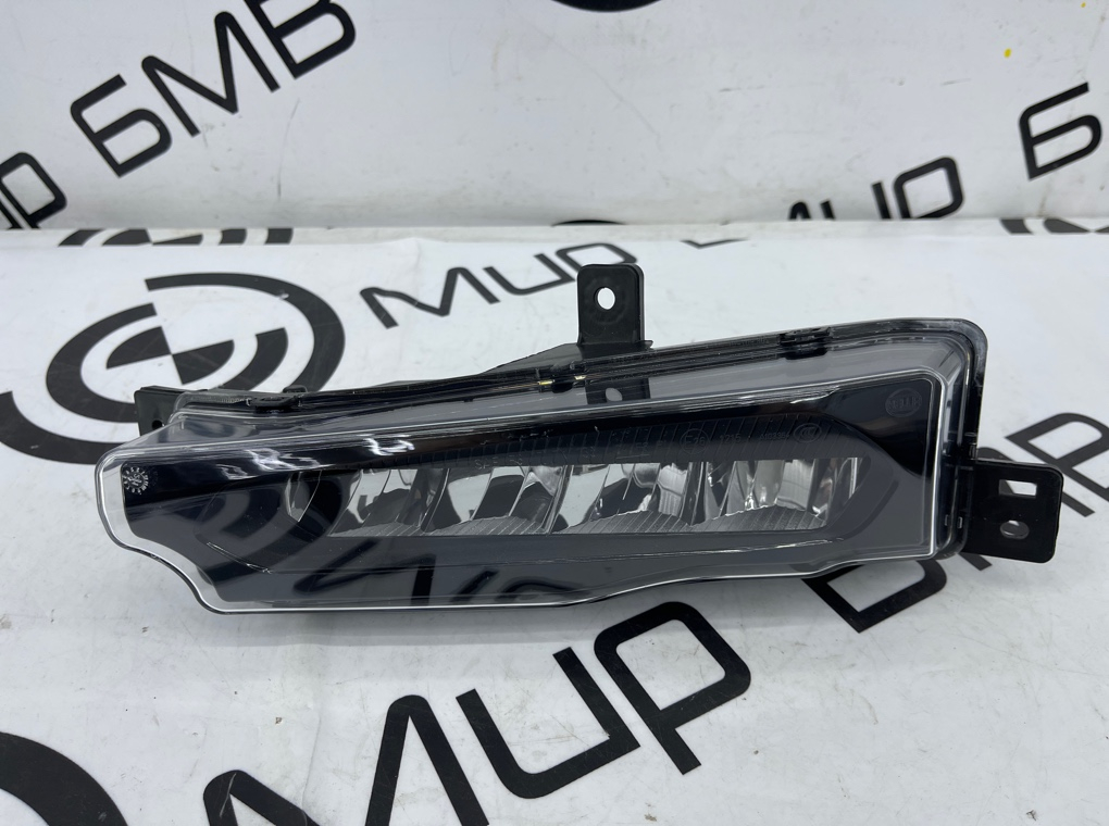 Фара противотуманная BMW X3 G01 Перед. Лев.