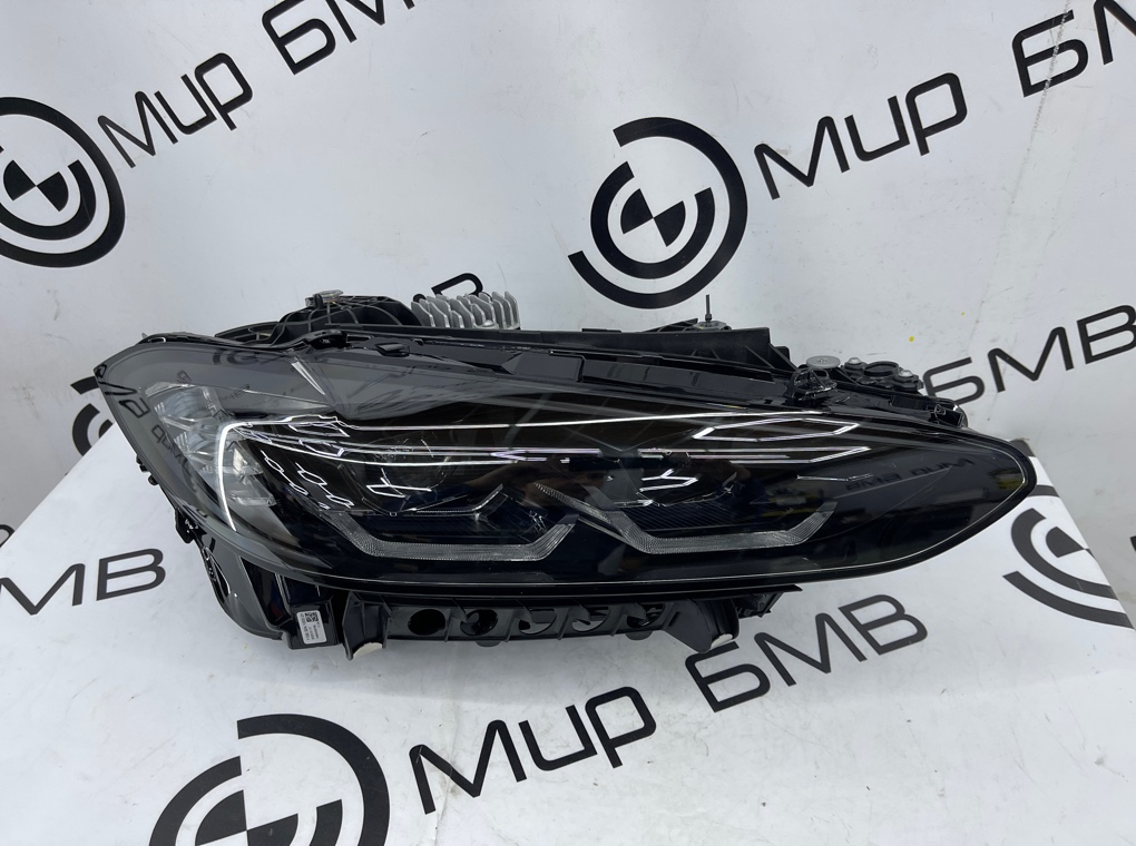 Фара светодиодная BMW M3 G80 Прав.