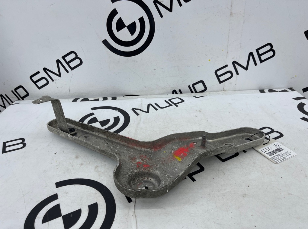 Кронштейн подрамника BMW X3 xDrive20d 2019 G01 B47D20B Лев.