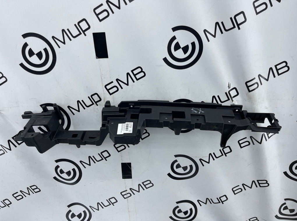 Кронштейн багажного отделения BMW xDrive45e xLine 2021 G05 B58B30C Лев.