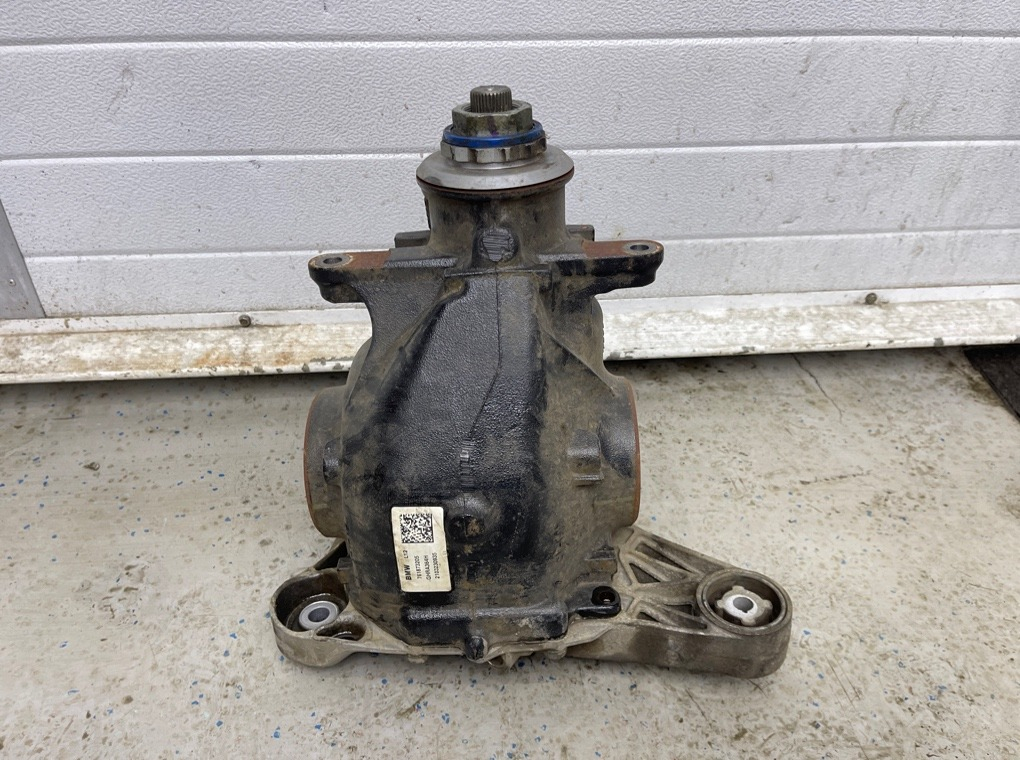 Редуктор моста BMW xDrive45e xLine 2021 G05 B58B30C Задн.