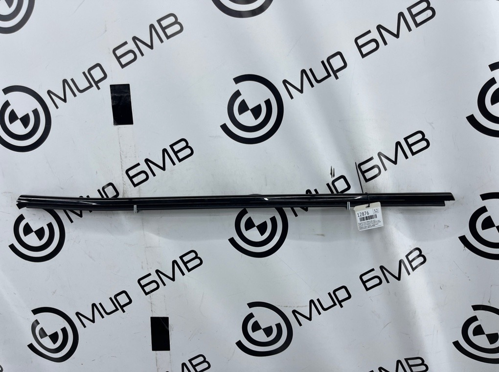 Молдинг стекла двери BMW xDrive45e xLine 2021 G05 B58B30C Задн. Прав.