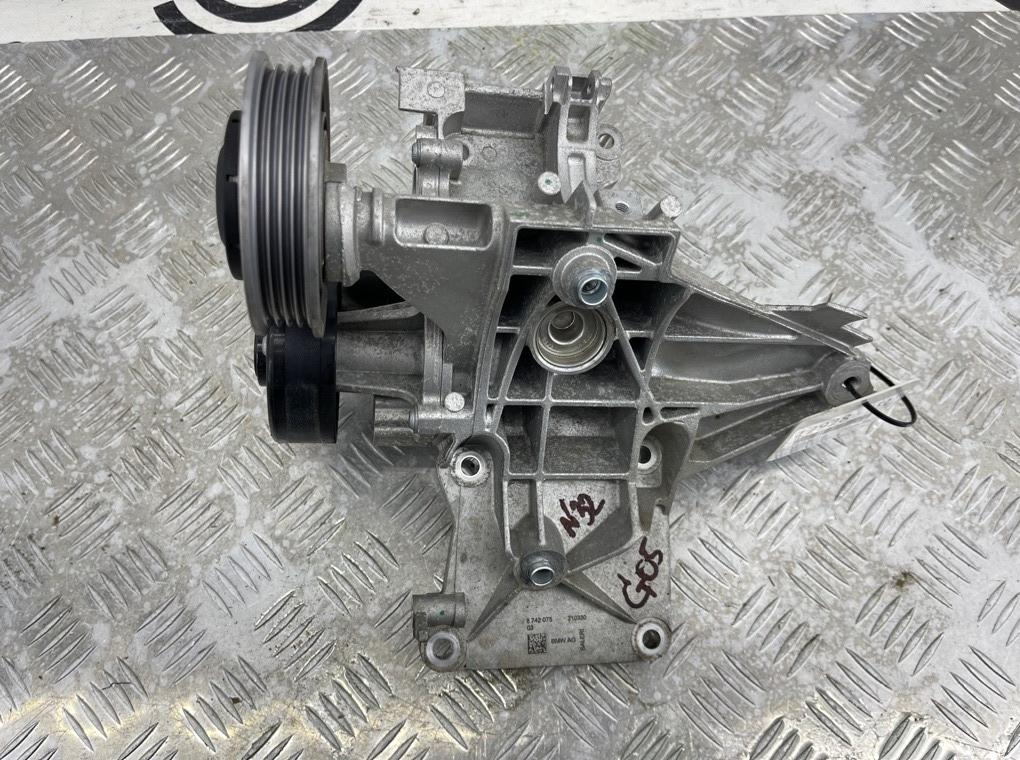 Насос охлаждающей жидкости BMW xDrive45e xLine 2021 G05 B58B30C