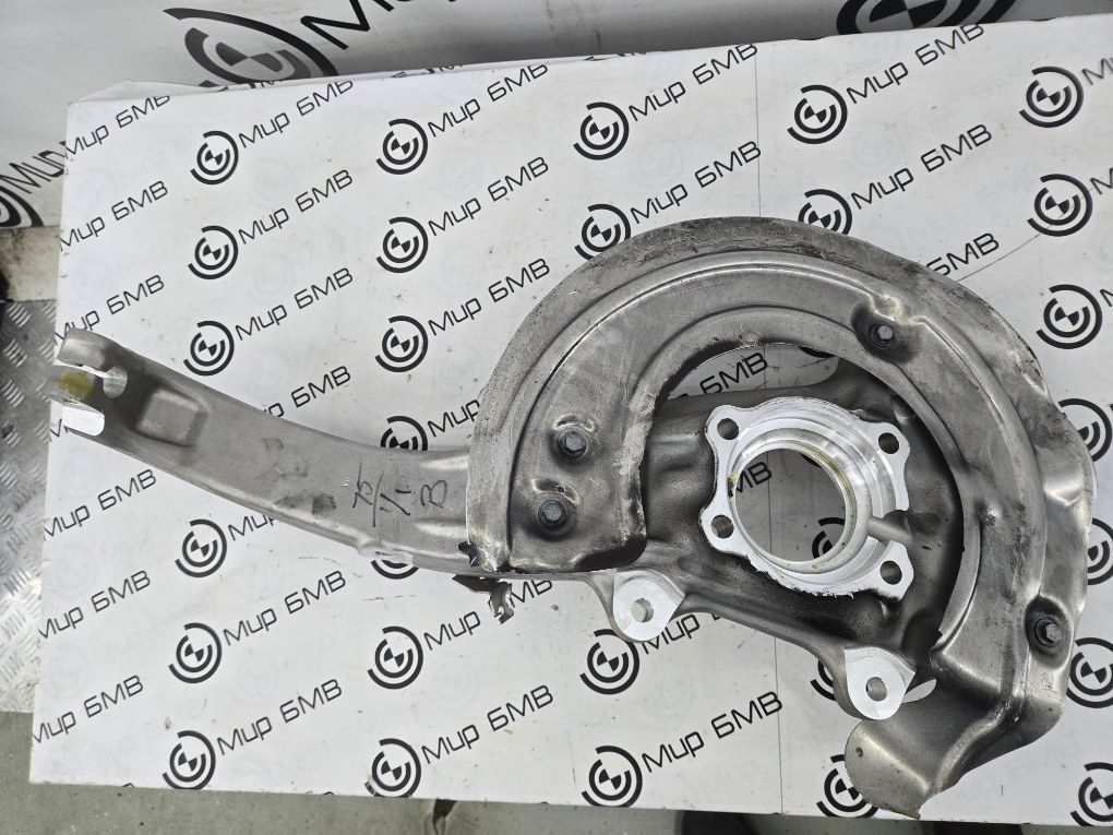 Кулак поворотный BMW X5 G05 Перед. Прав.