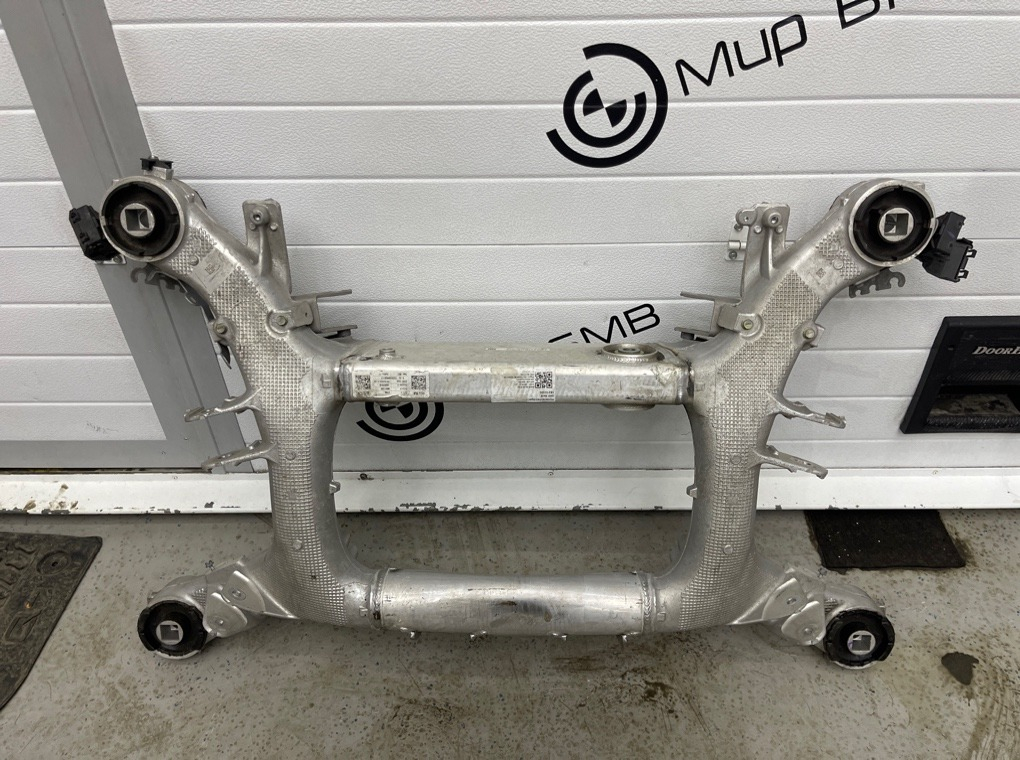 Балка заднего моста BMW X6 M F96