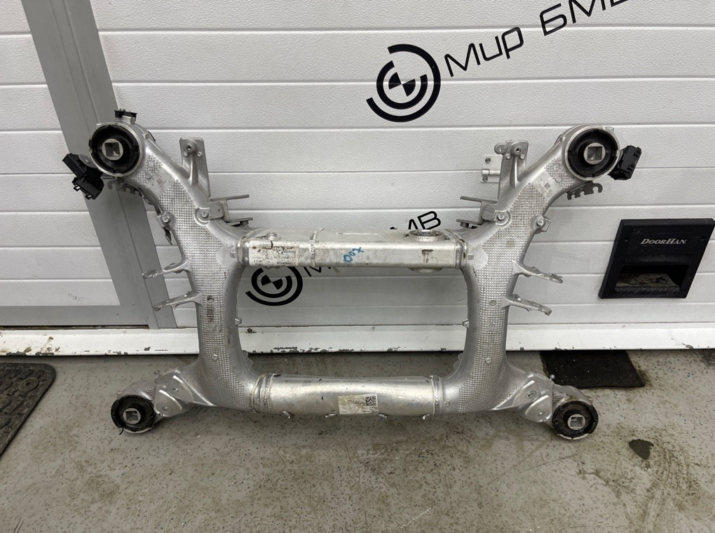 Балка заднего моста BMW X5 F95