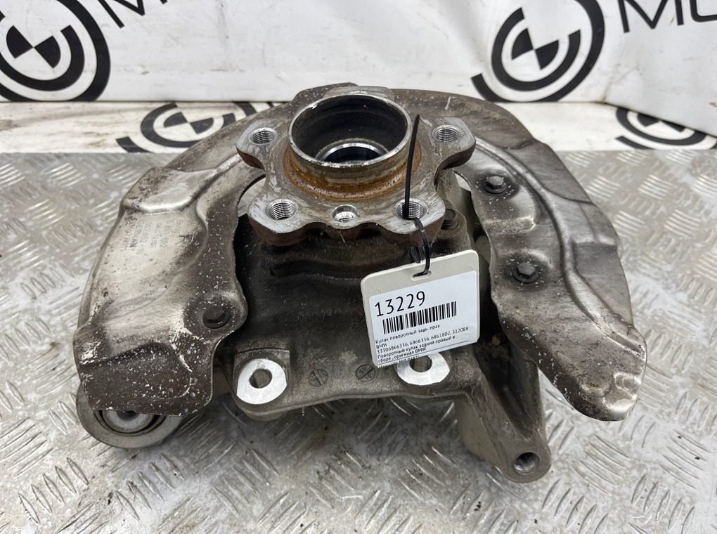 Кулак поворотный BMW 5 - series G30 Задн. Прав.