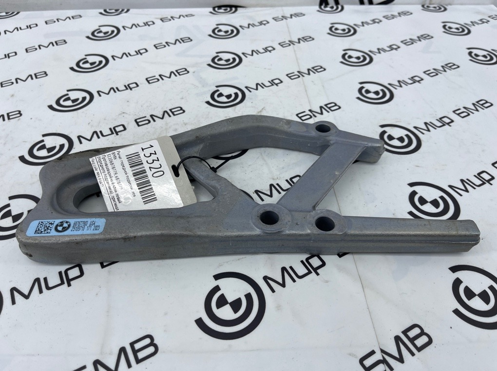 Кронштейн подрамника BMW X3 G01 Лев.