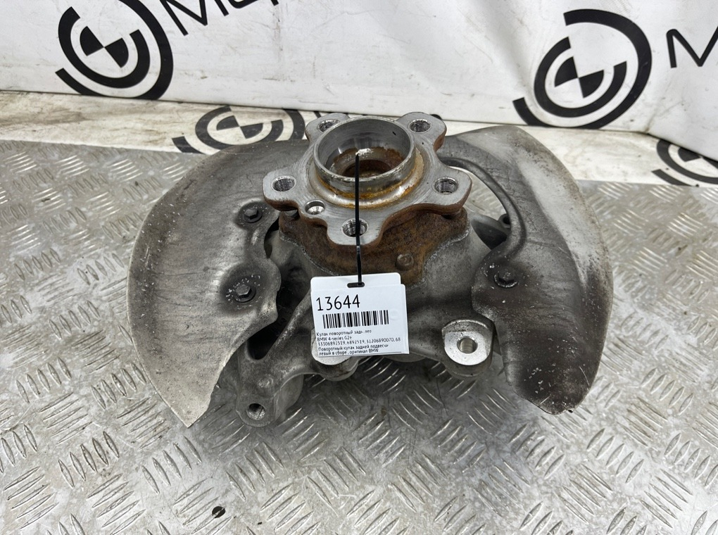 Кулак поворотный BMW 4-series G26 Задн. Лев.