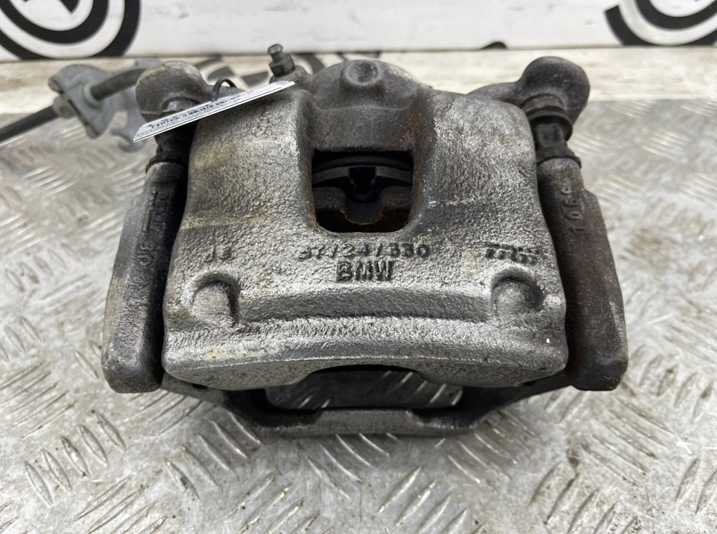 Суппорт тормозной BMW X1 F48 Перед. Прав.