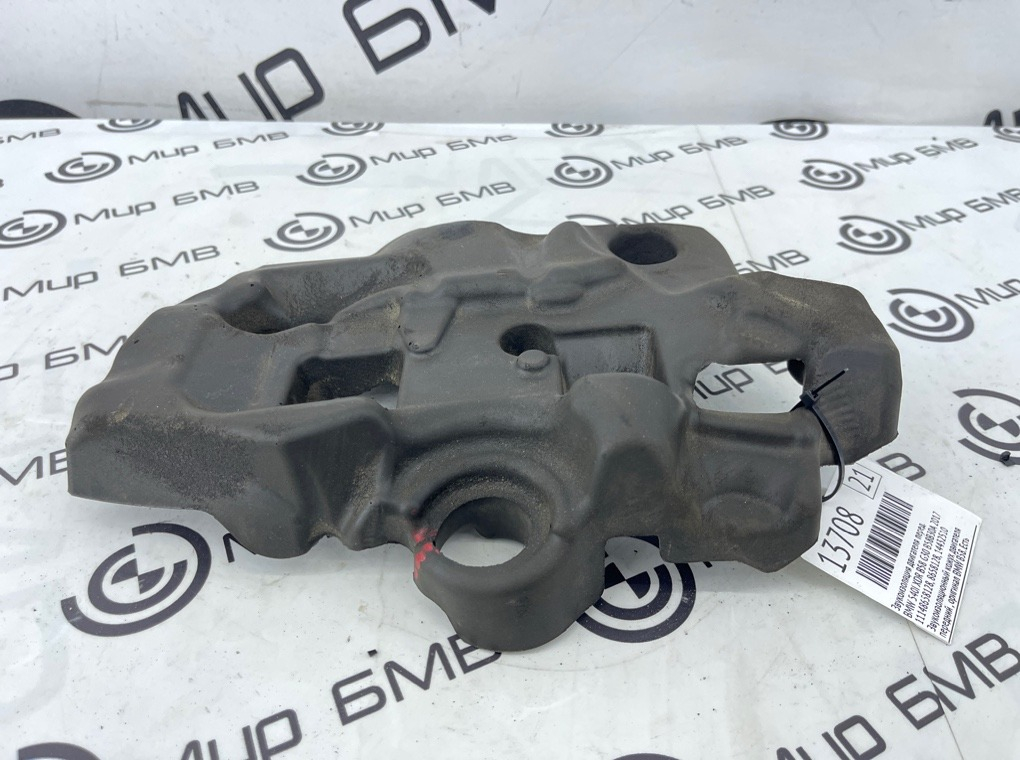 Звукоизоляция двигателя BMW 540I XDR B58 2017 G30 B58B30A Перед.