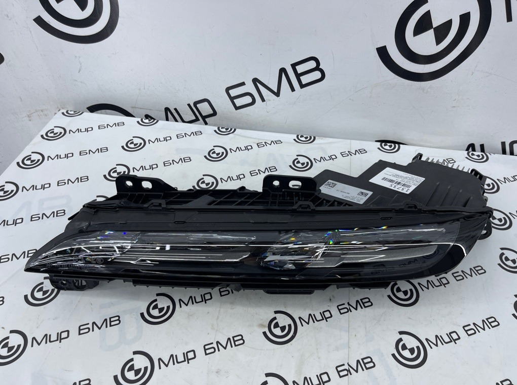 Фара светодиодная BMW 7 - series G70 Лев.