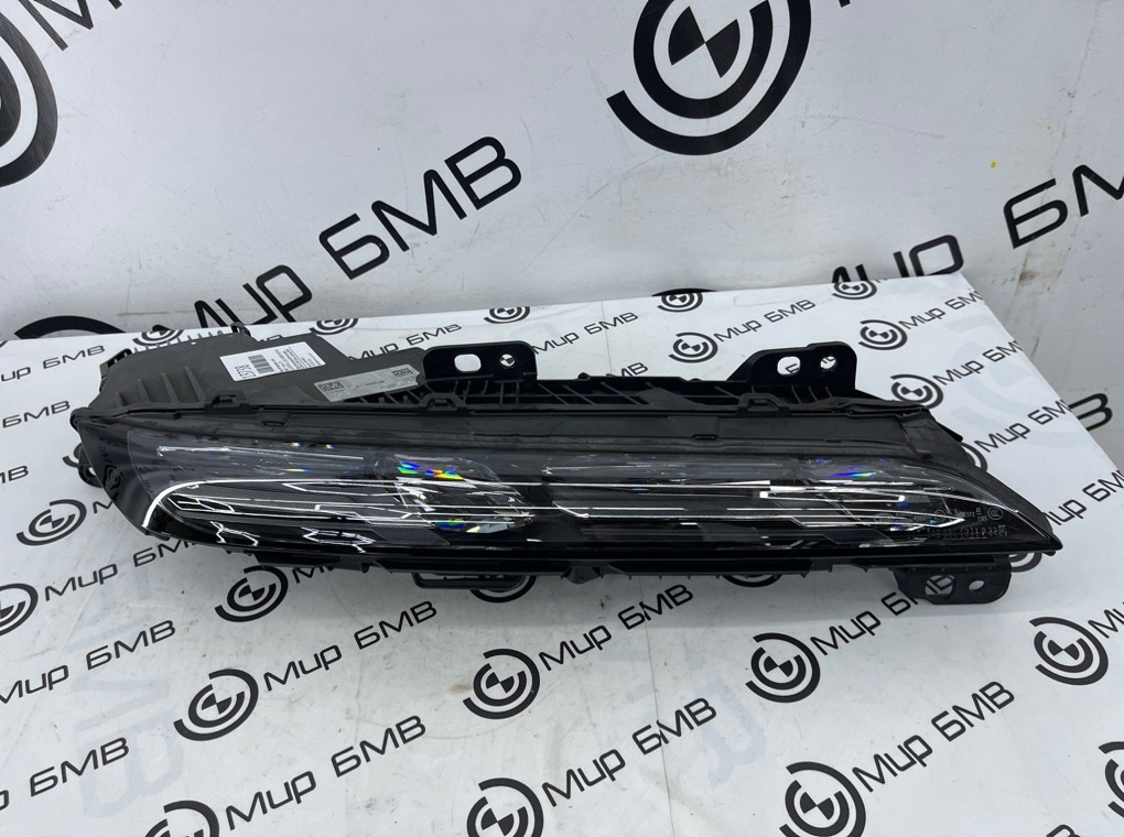 Фара светодиодная BMW 7 - series G70 Прав.