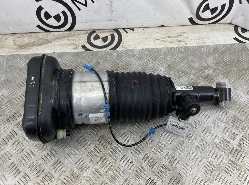 Амортизатор подвески BMW LCI X5 xDrive50e B58X 2024 G05 B58B30S Задн. Лев.