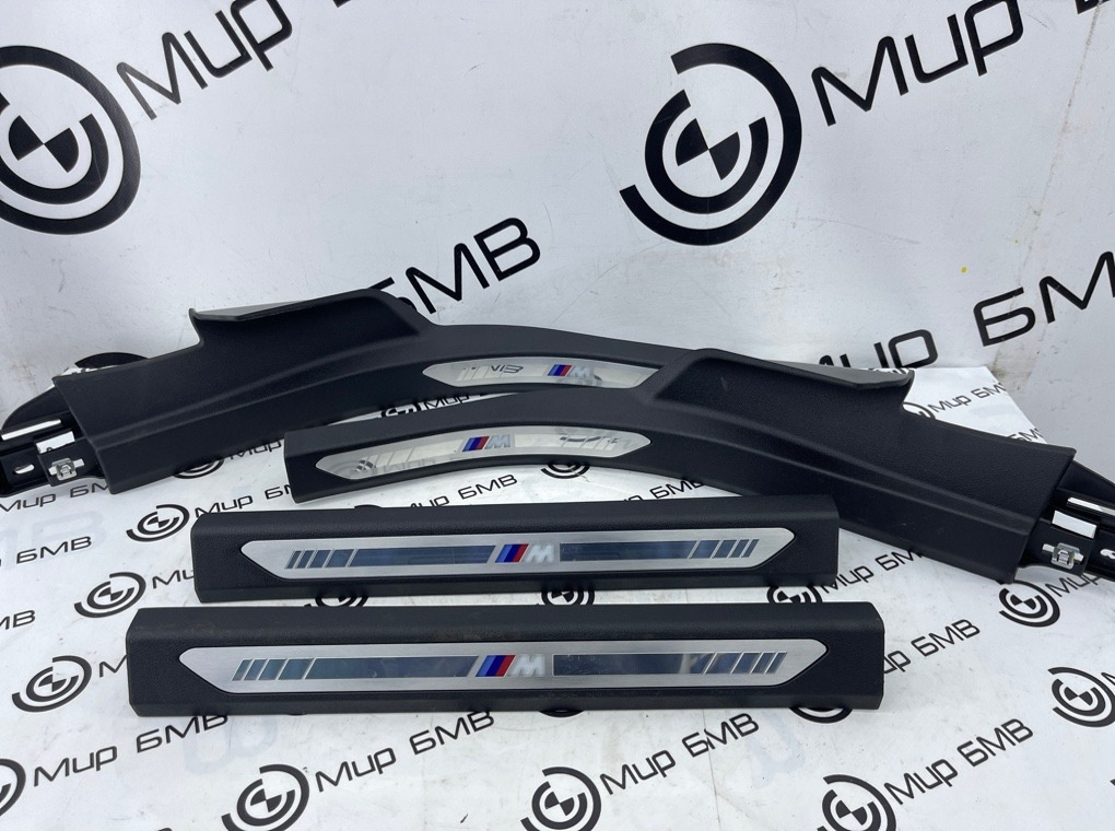 Комплект накладок порога BMW LCI X5 xDrive50e B58X 2024 G05 B58B30S