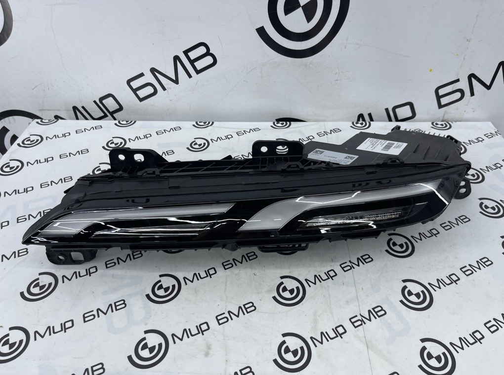 Фара светодиодная BMW 7 - series G70 Лев.