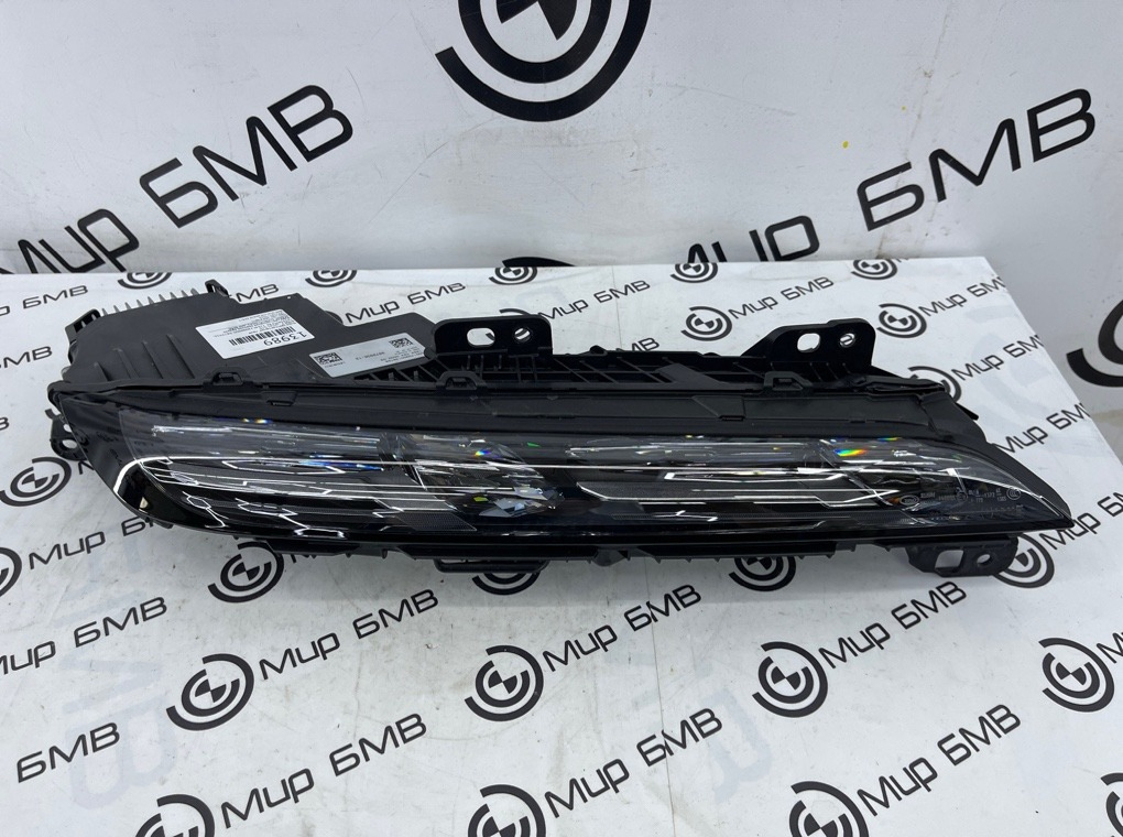 Фара светодиодная BMW 7 - series G70 Прав.