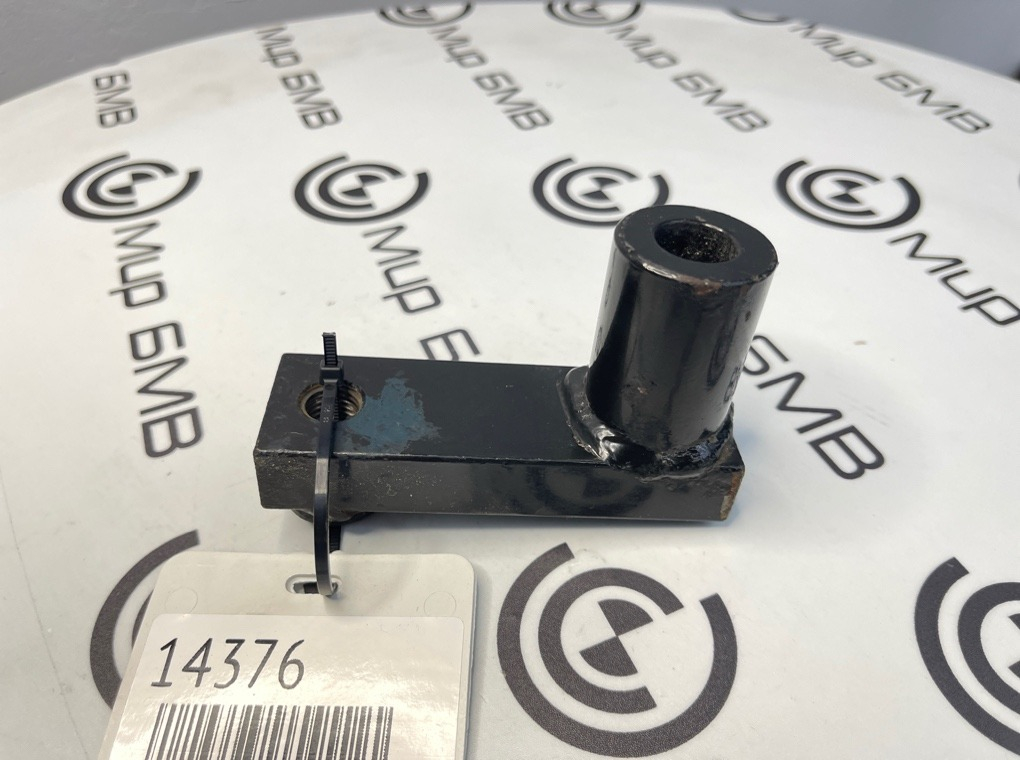 Кронштейн редуктора BMW X3 F25