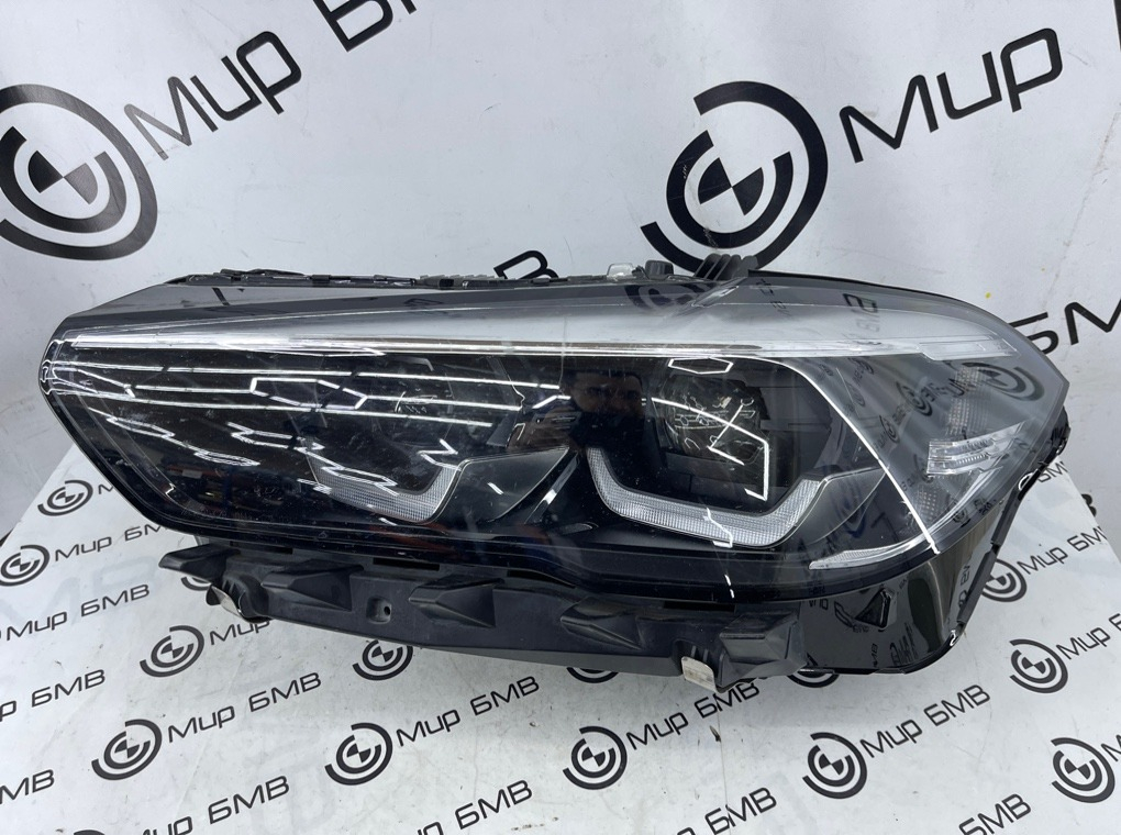 Фара светодиодная BMW X5 xDrive30d xLine 2020 G05 B57D30B Лев.
