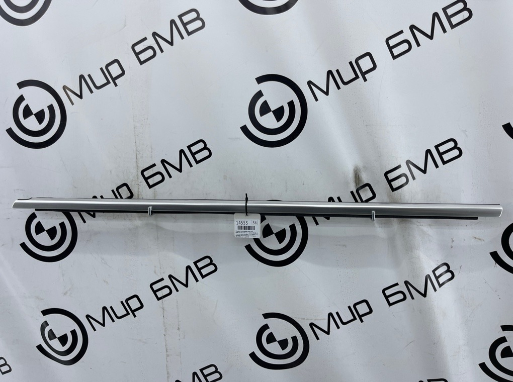 Молдинг стекла двери BMW X5 xDrive30d xLine 2020 G05 B57D30B Перед. Лев.