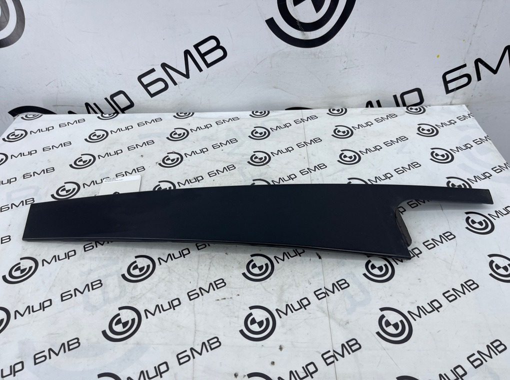 Накладка стойки двери BMW X5 xDrive30d xLine 2020 G05 B57D30B Задн. Лев.