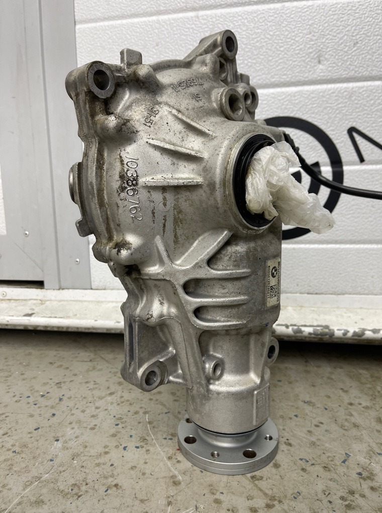 Редуктор моста BMW X5 xDrive30d xLine 2020 G05 B57D30B Перед.