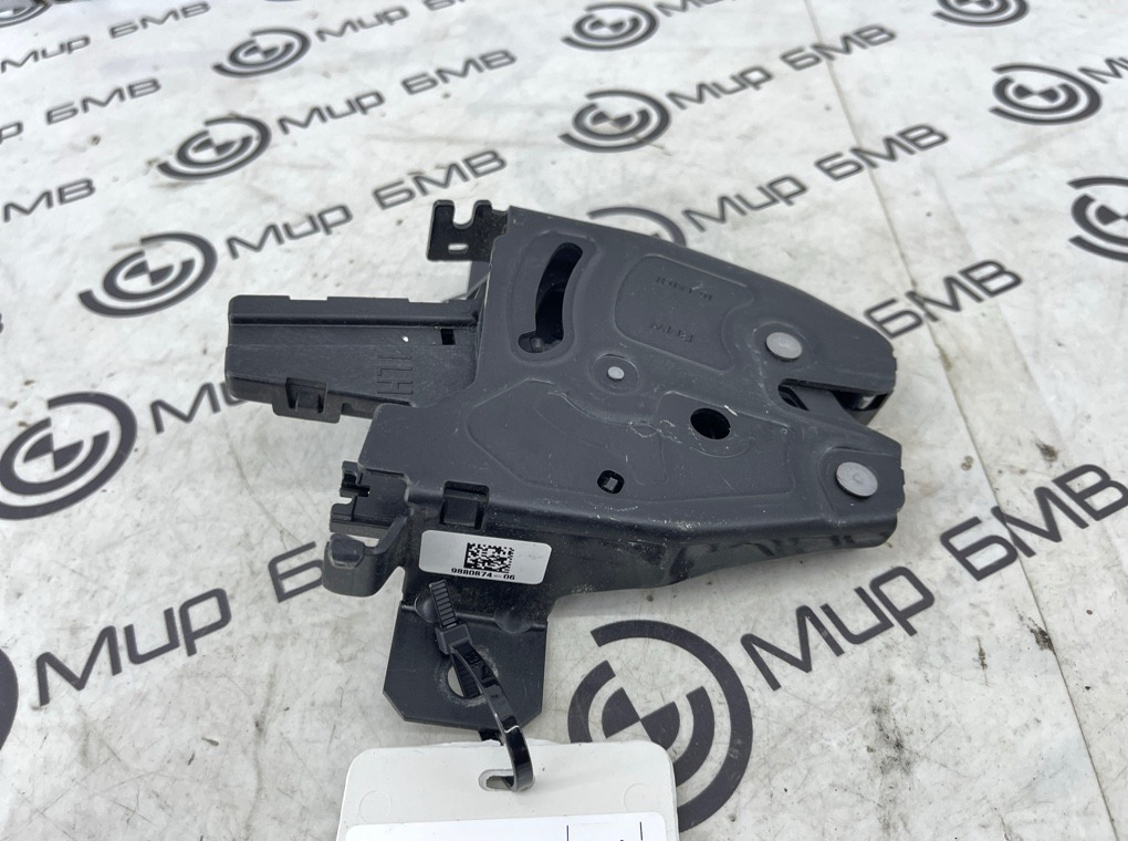 Замок багажника BMW X5 xDrive30d xLine 2020 G05 B57D30B Лев.