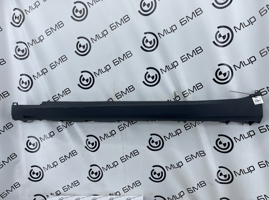 Накладка порога BMW X5 xDrive30d xLine 2020 G05 B57D30B Лев.