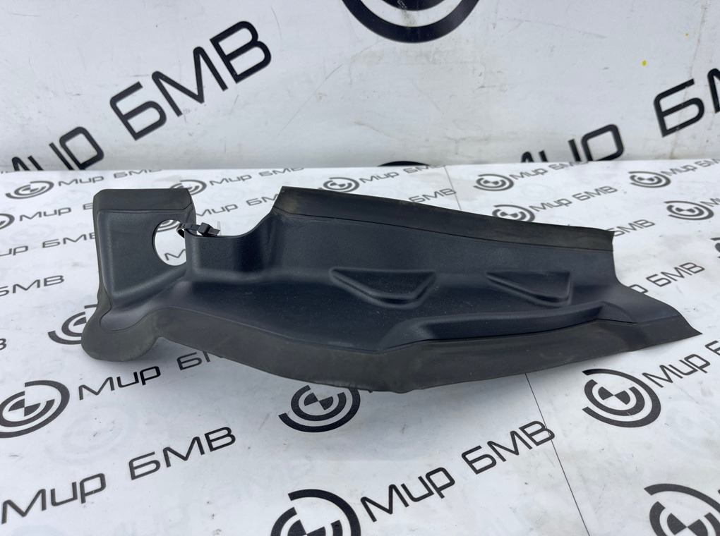 Накладка водостока BMW X5 xDrive30d xLine 2020 G05 B57D30B Задн. Лев.
