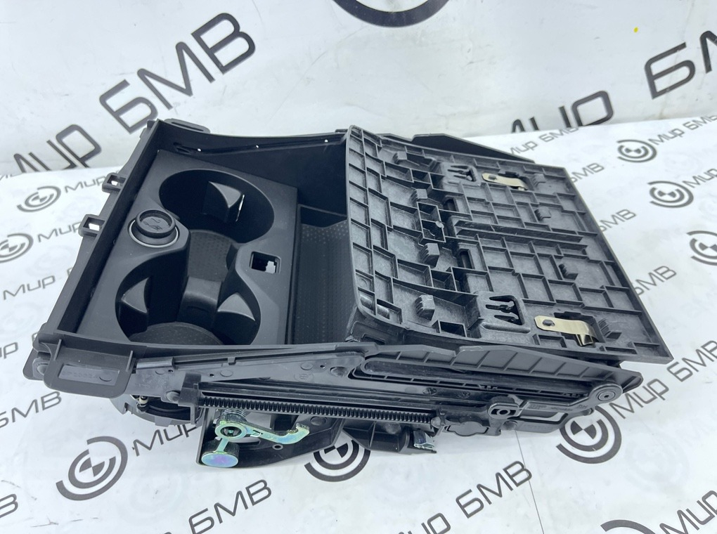 Ящик центральной консоли BMW X6 xDrive30d 2020 G06 B57D30A Перед.