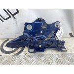 Петля капота BMW X5 xDrive30d xLine 2020 G05 B57D30B Прав.