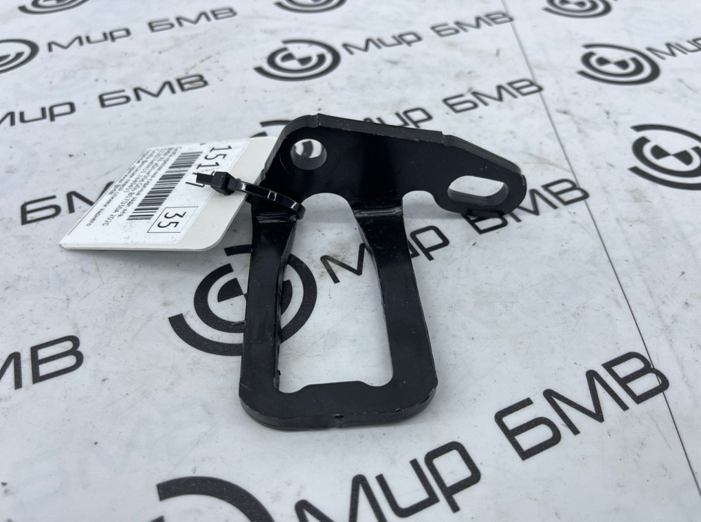 Скоба крепления сиденья BMW X6 xDrive30d 2020 G06 B57D30A Задн. Лев.