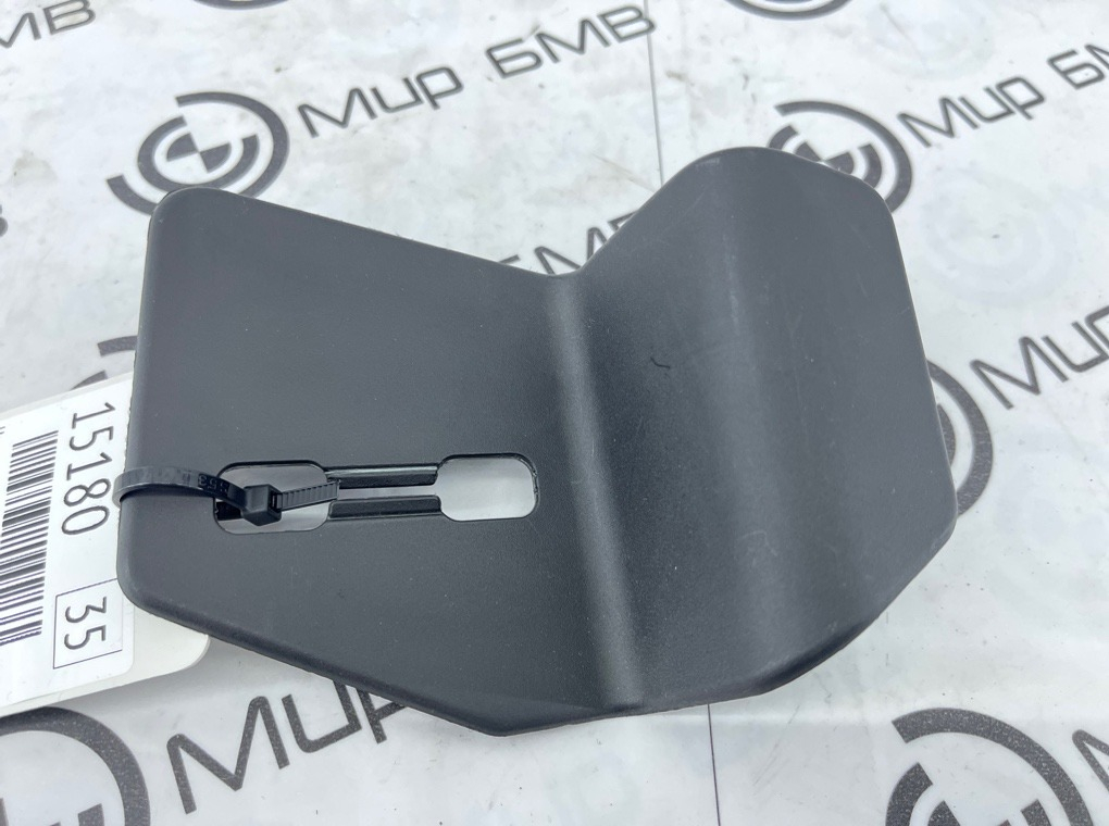 Накладка петли BMW X6 xDrive30d 2020 G06 B57D30A Перед. Лев.