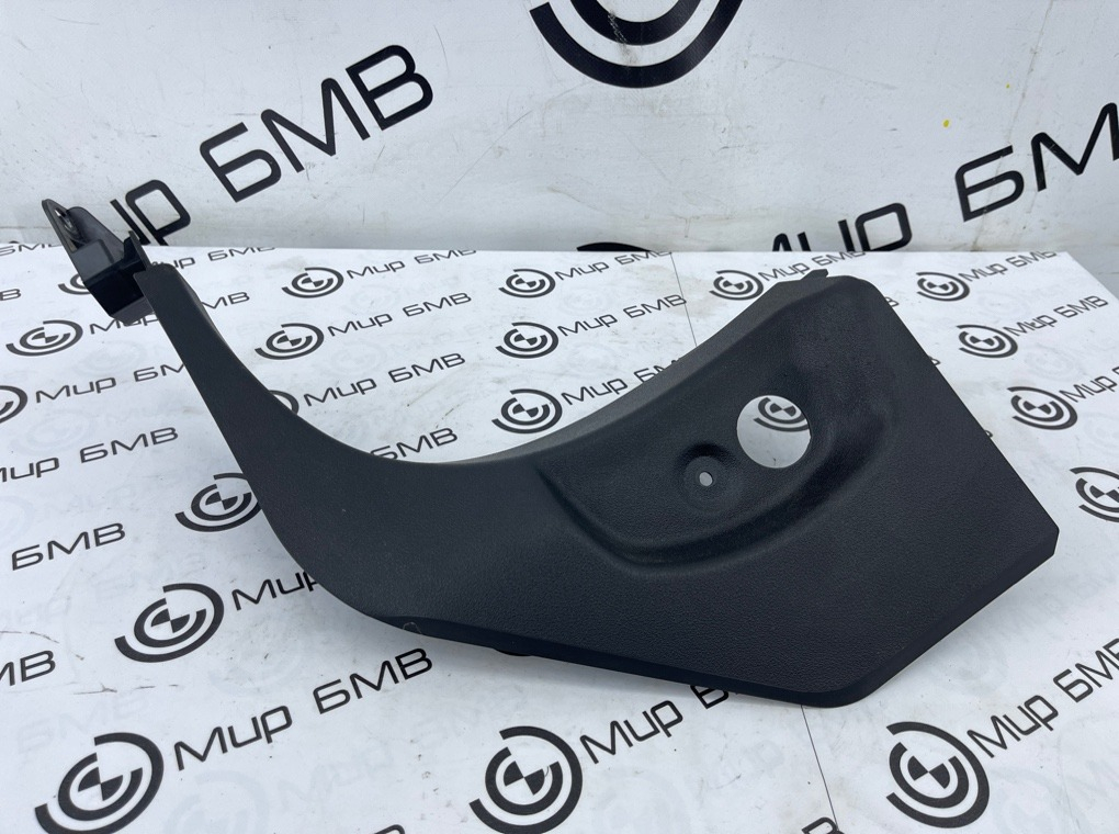 Накладка стойки кузова BMW X6 xDrive30d 2020 G06 B57D30A Перед. Лев.