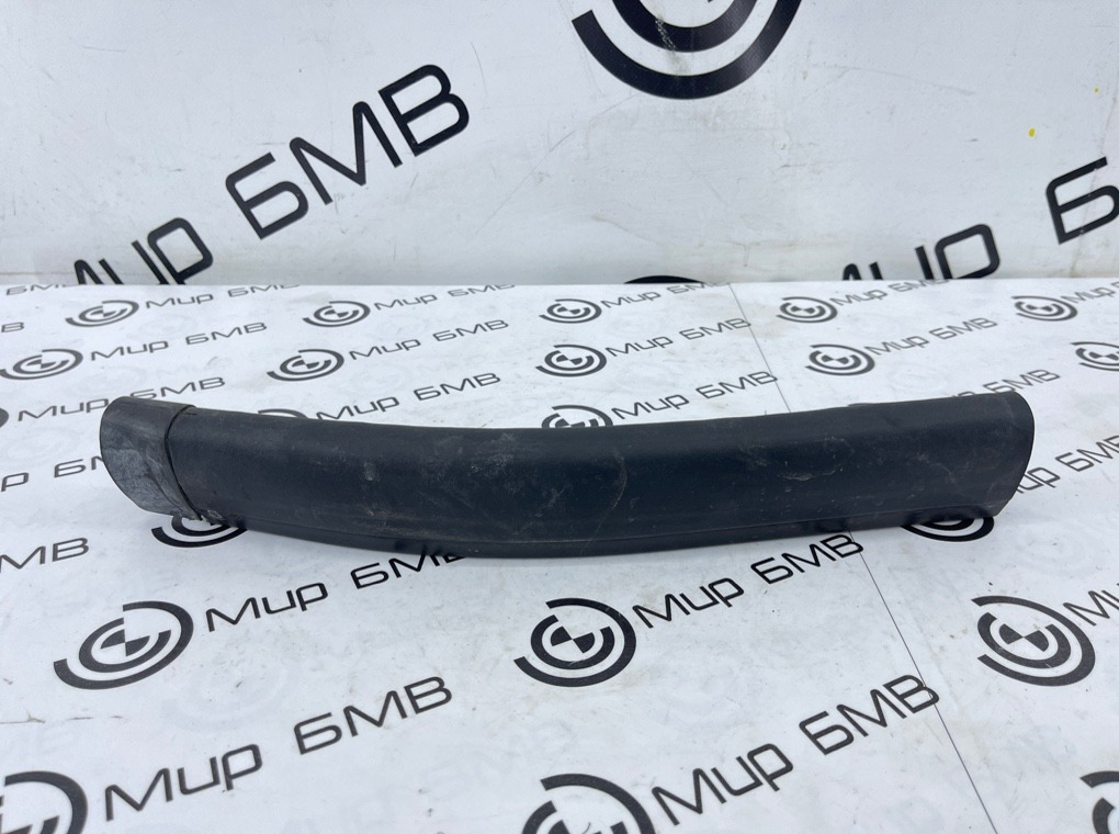 Уплотнитель капота BMW X6 xDrive30d 2020 G06 B57D30A Задн. Лев.