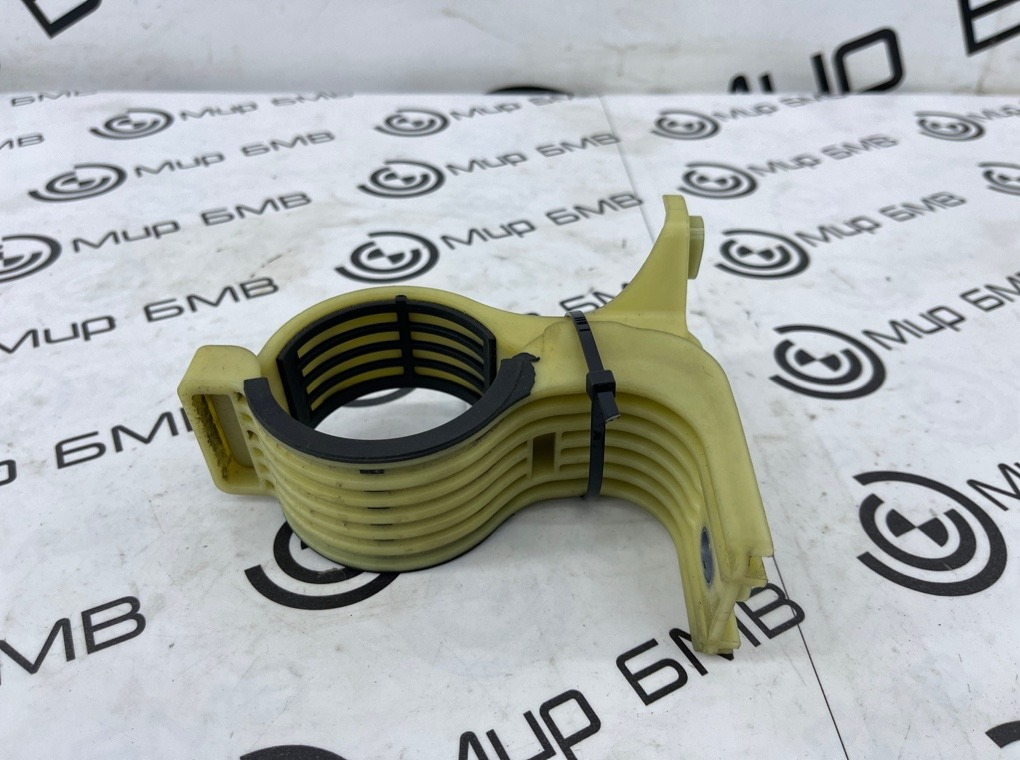 Кронштейн топливного фильтра BMW X6 xDrive30d 2020 G06 B57D30A