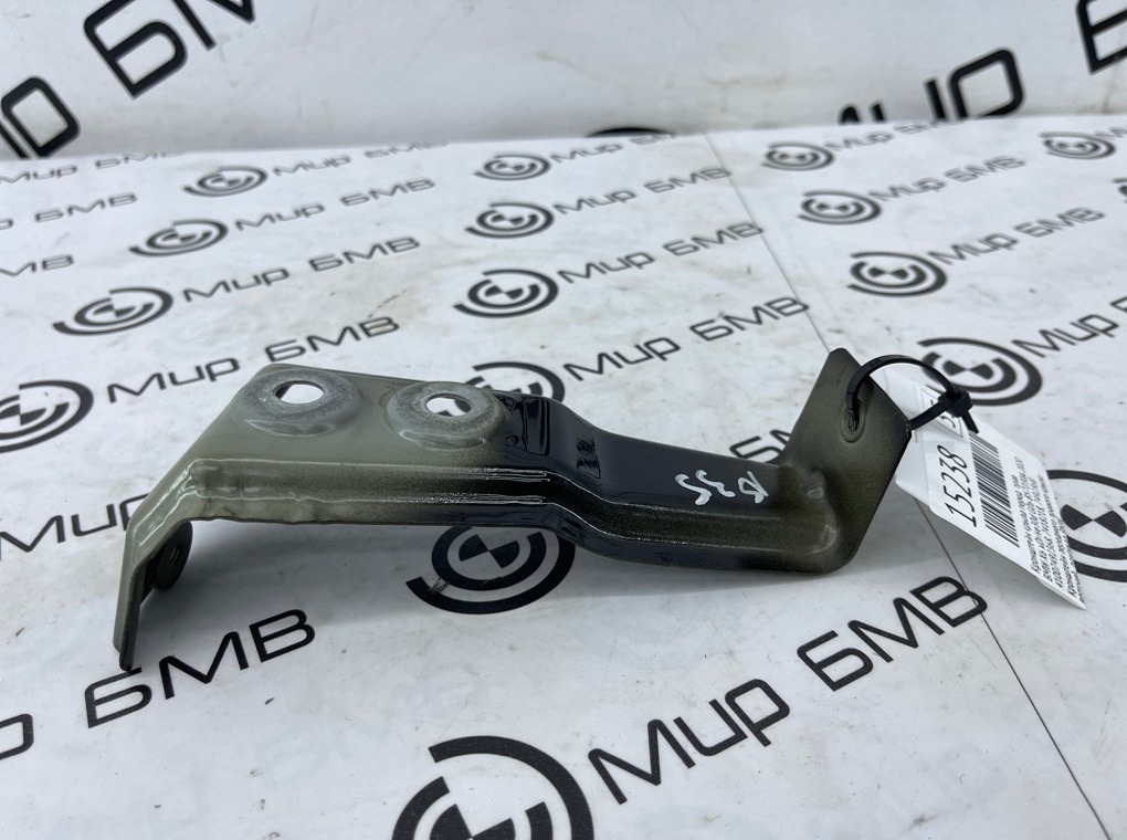 Кронштейн крыла BMW X6 xDrive30d 2020 G06 B57D30A Перед. Прав.