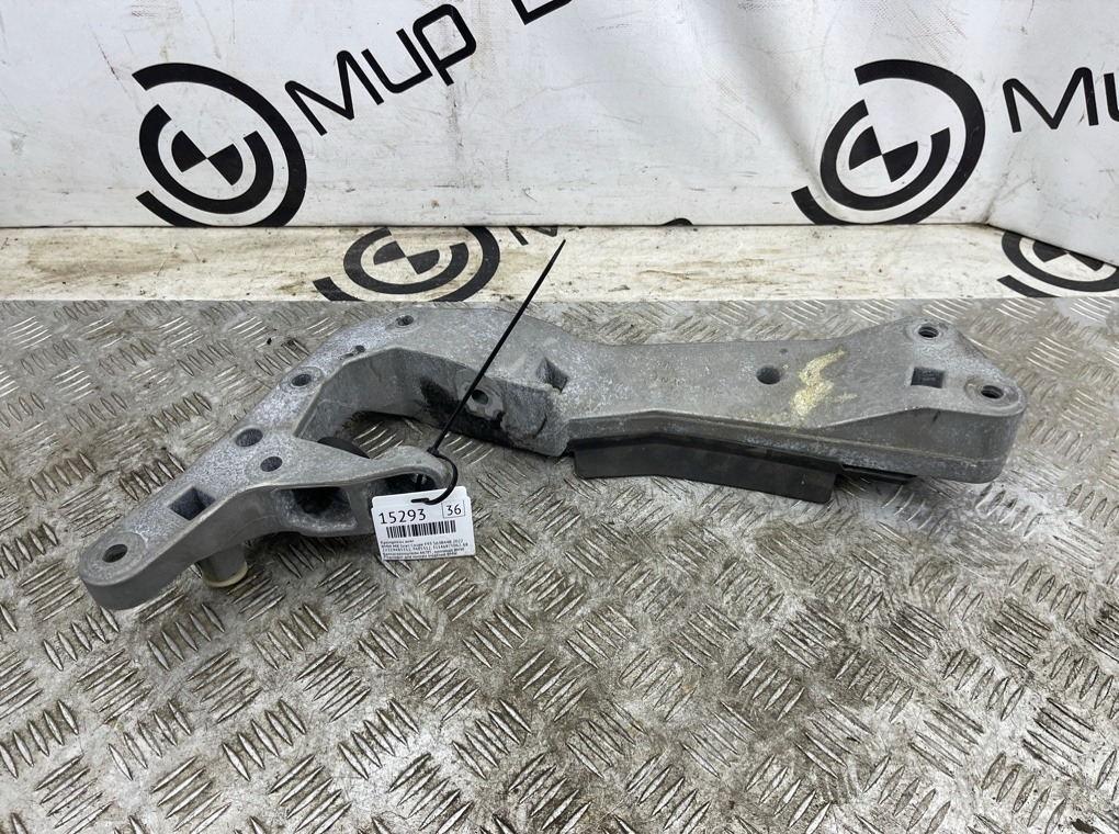 Кронштейн АКПП BMW M8 Gran Coupe 2022 F93 S63B44B