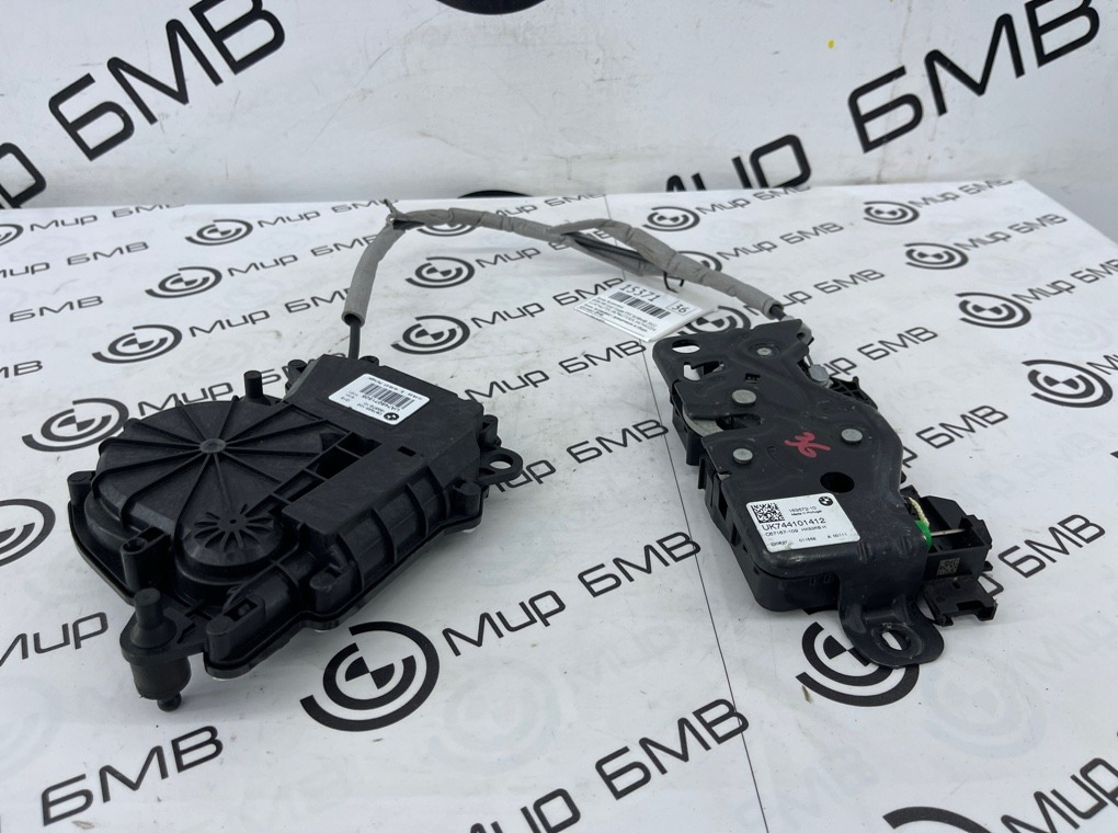 Замок багажника BMW M8 Gran Coupe 2022 F93 S63B44B