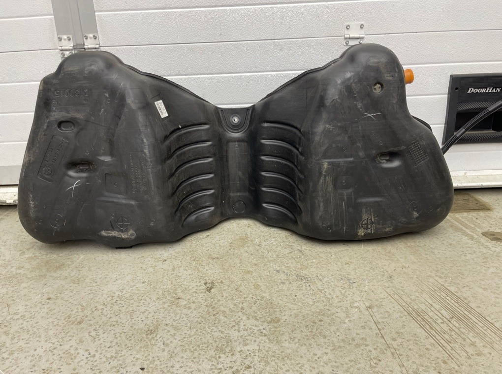 Бак топливный BMW M8 Gran Coupe 2022 F93 S63B44B